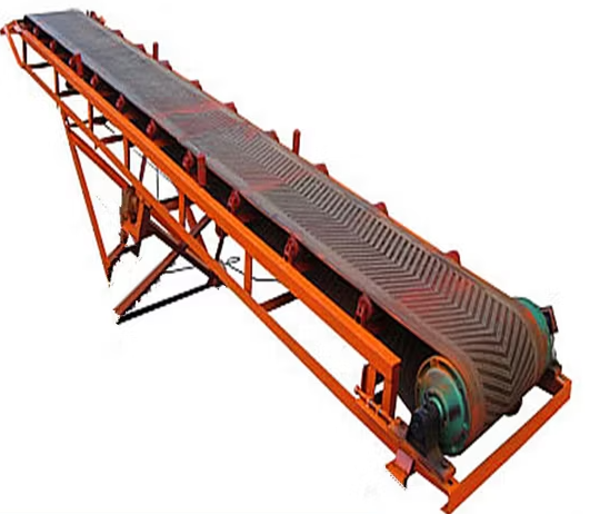 Wood chips conveyor belt
