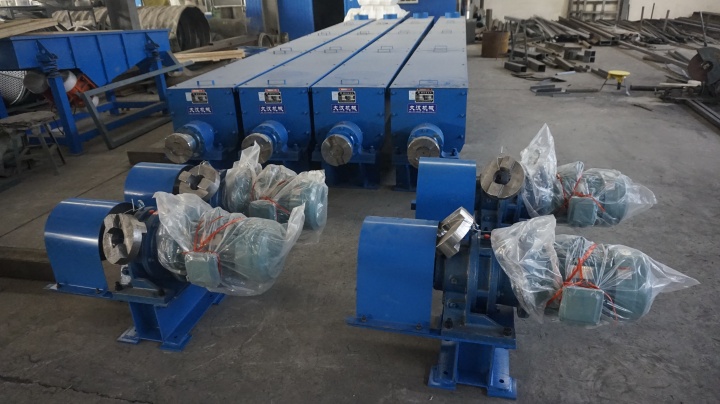 Fully automatic block making machine front view — assembled and ready for shipment