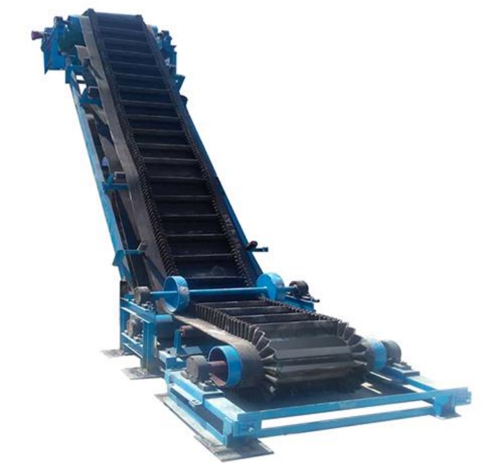 Corrugated sidewall belt conveyor real product photo, large steep angle vertical inclined bulk material lifting conveyor equipment